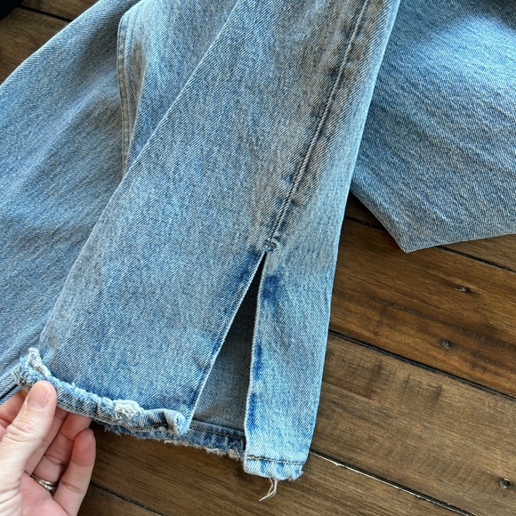 Abercrombie & Fitch 90’s Ultra High Rise Straight Leg Slit Jeans 28/6L - Picture 5 of 8